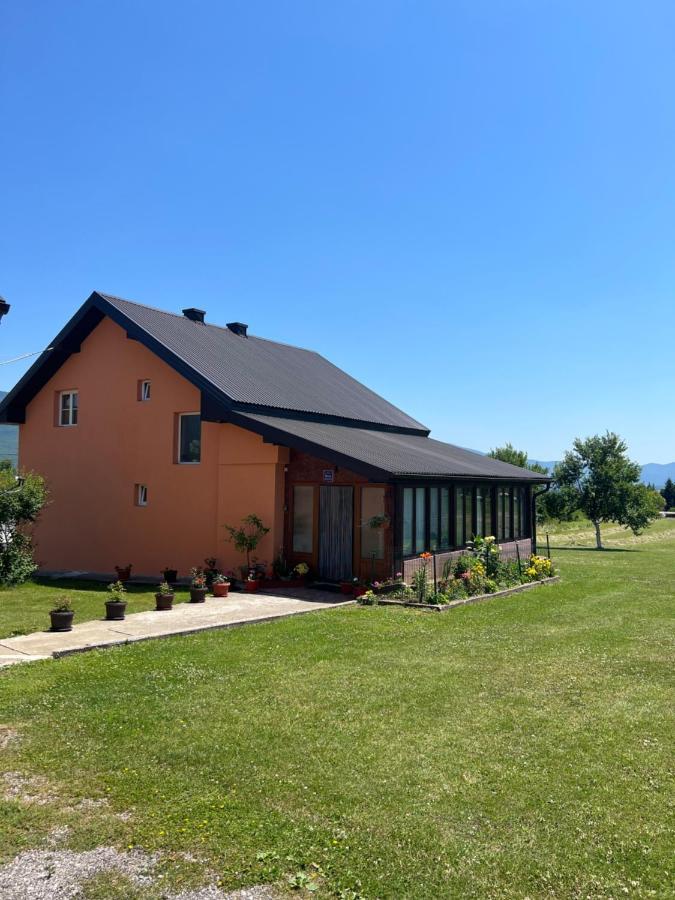 Apartments Marija Vrelo Korenicko Екстер'єр фото