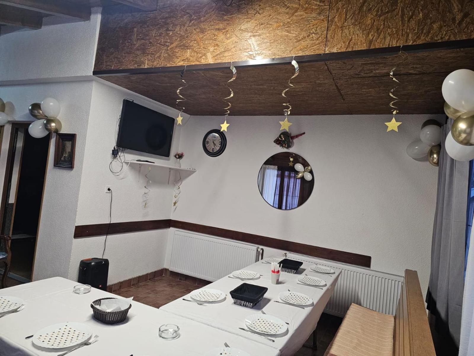 Apartments Marija Vrelo Korenicko Екстер'єр фото